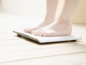 プレゼントに名入れおちょこを贈る